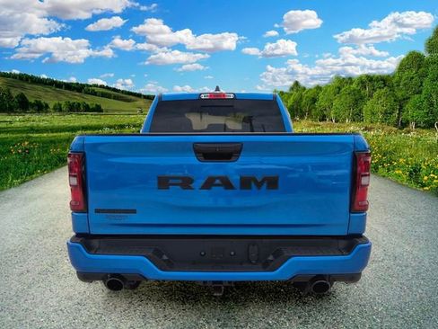 Used 2025 RAM 1500 Big Horn RWD image 5