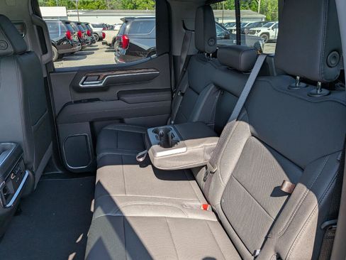 New 2026 GMC Sierra 1500 SLT w/ SLT Premium Plus Package AWD/4WD image 22