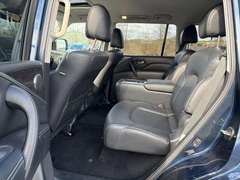Used 2024 INFINITI QX80 Luxe image 16