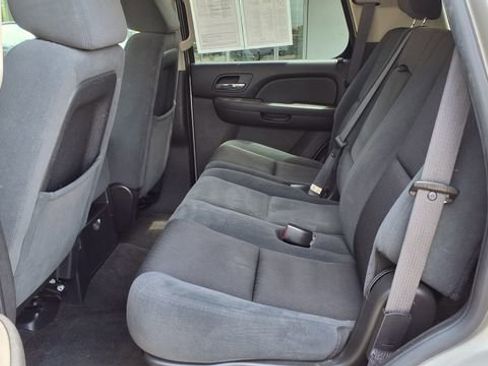 Used 2009 Chevrolet Tahoe LS RWD image 4