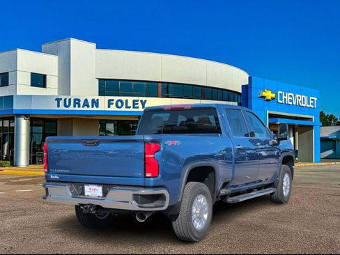 New 2026 Chevrolet Silverado 2500 LTZ image 5