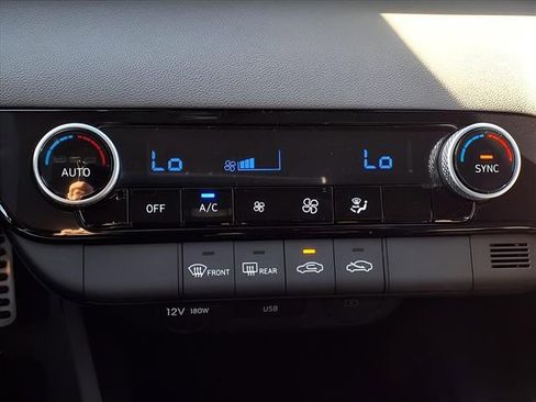 New 2025 Hyundai Elantra Sport image 18