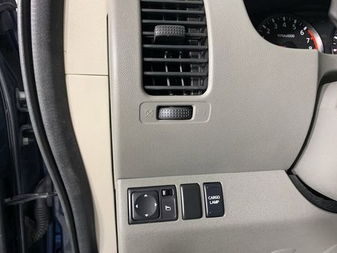 Used 2016 Nissan Frontier SV image 16