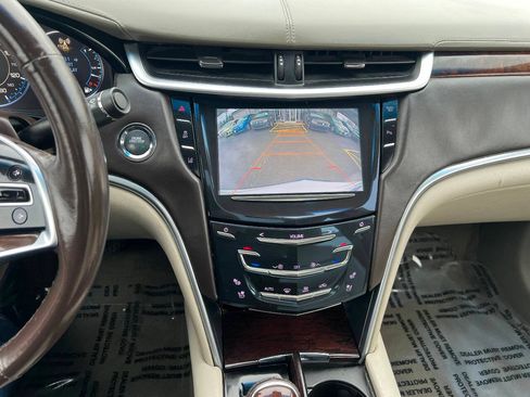 Used 2013 Cadillac XTS Platinum AWD/4WD image 34