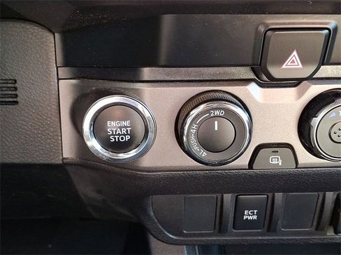 Used 2023 Toyota Tacoma TRD Off-Road image 22