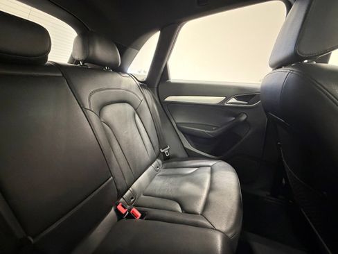 Used 2018 Audi Q3 2.0T Premium w/ Convenience Package AWD/4WD image 35