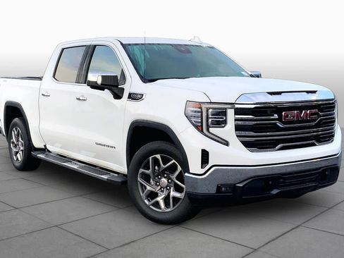 Used 2023 GMC Sierra 1500 SLT w/ SLT Premium Package AWD/4WD image 3