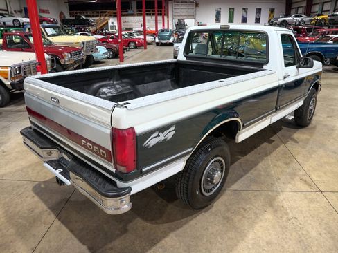 Used 1992 Ford F250 4x4 Regular Cab image 17