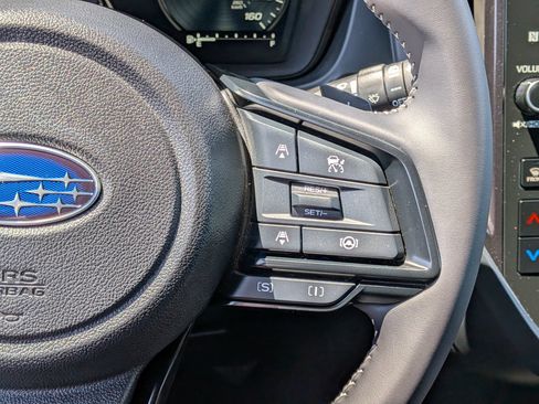 Certified 2025 Subaru Forester Premium AWD/4WD image 16