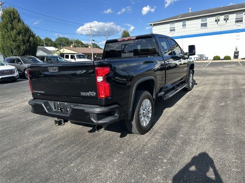 Used 2020 Chevrolet Silverado 2500 High Country w/ Z71 Off-Road Package image 8