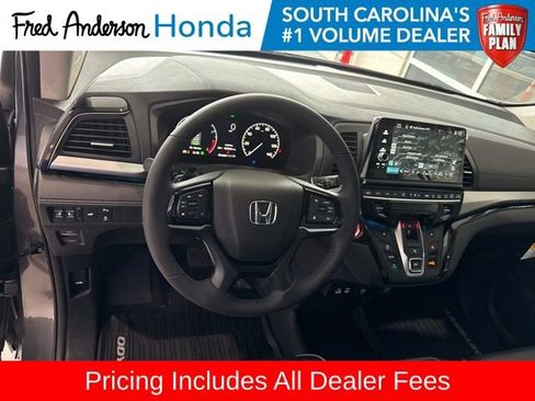 New 2026 Honda Odyssey Touring image 8