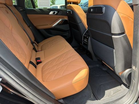 Used 2025 BMW X6 xDrive40i w/ Climate Comfort Package AWD/4WD image 35