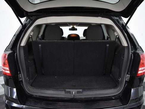Used 2020 Dodge Journey SE image 9