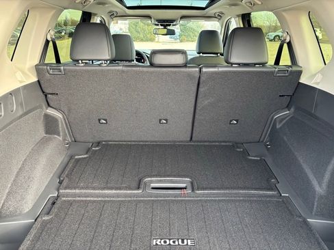 New 2026 Nissan Rogue Platinum w/ Platinum Premium Package image 14