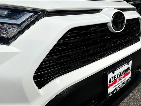 Used 2023 Toyota RAV4 LE image 28