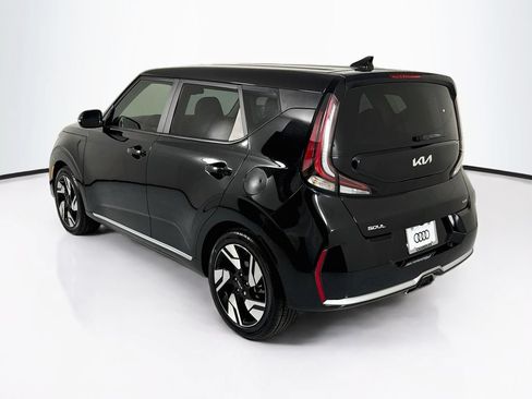 Used 2023 Kia Soul GT-Line w/ GT-Line Technology Package FWD image 7