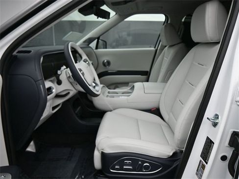 New 2026 Hyundai Palisade Calligraphy image 11