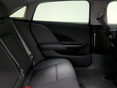 Used 2025 Lucid Air Pure RWD image 40