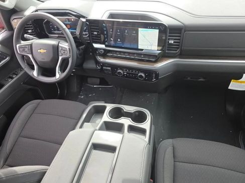 New 2025 Chevrolet Silverado 1500 LT image 19