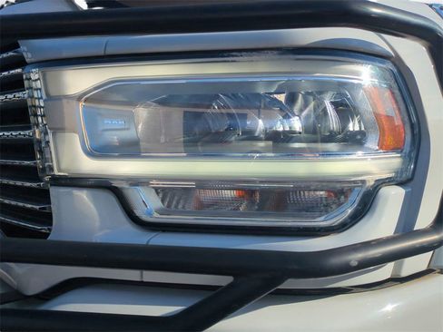 Used 2019 RAM 2500 Laramie image 10