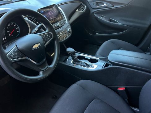 Used 2022 Chevrolet Malibu LT FWD image 14