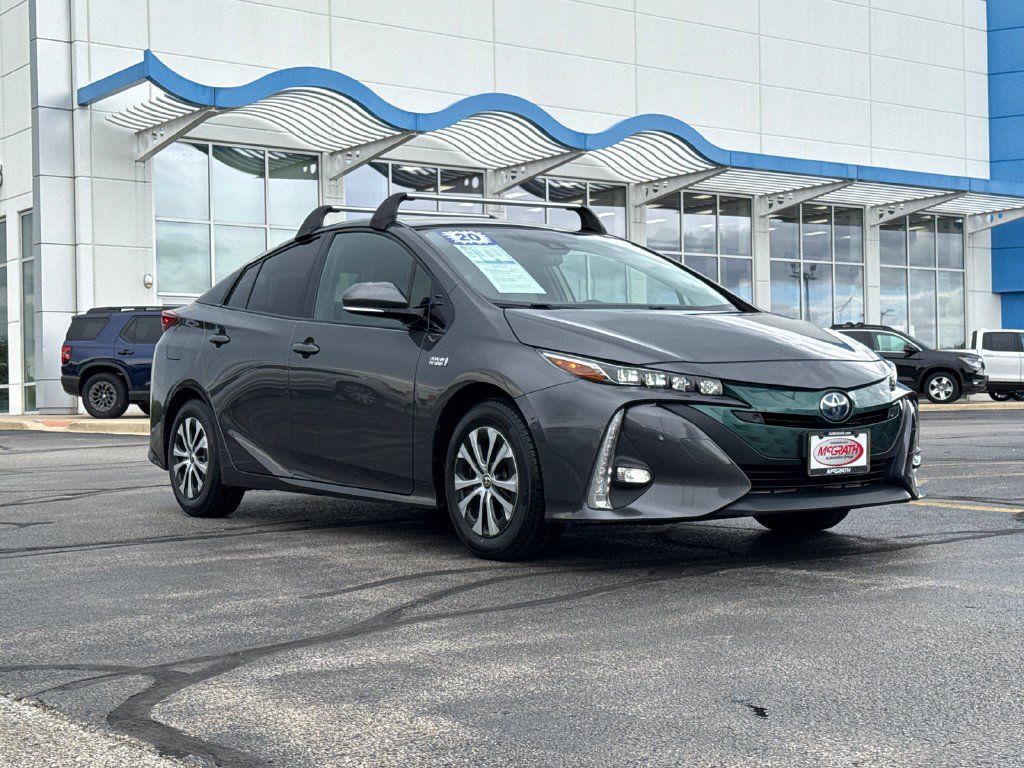 Used 2020 Toyota Prius Prime Limited FWD image 3