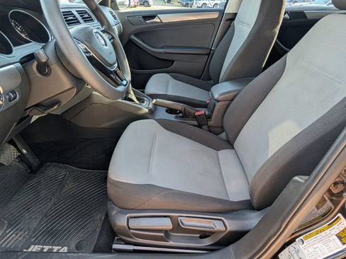 Used 2018 Volkswagen Jetta S FWD image 14