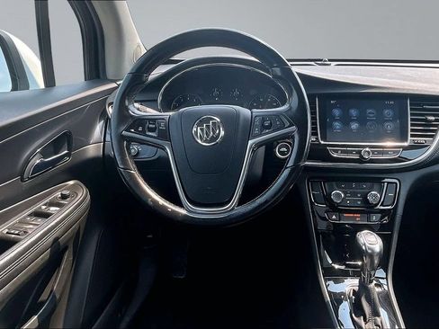 Used 2019 Buick Encore Preferred FWD image 5
