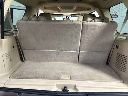 Used 2014 Ford Expedition XLT w/ Equipment Group 202A image 22