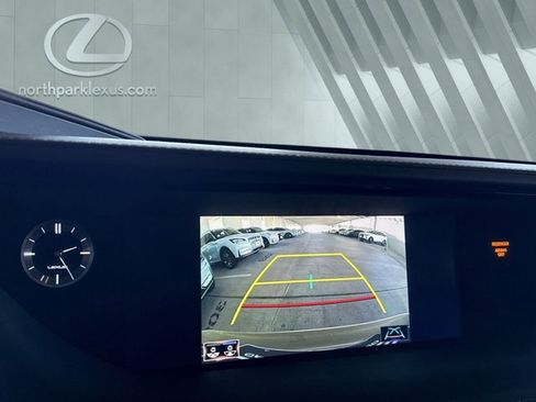 Used 2018 Lexus LS 500 F Sport w/ Accessory Package (Z2) image 18