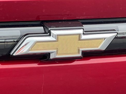 New 2026 Chevrolet Equinox EV LT FWD image 38