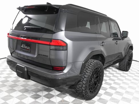 Used 2025 Lexus GX 550 image 6