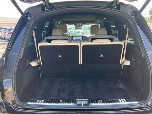 Used 2025 Mercedes-Benz GLS 450 4MATIC image 37