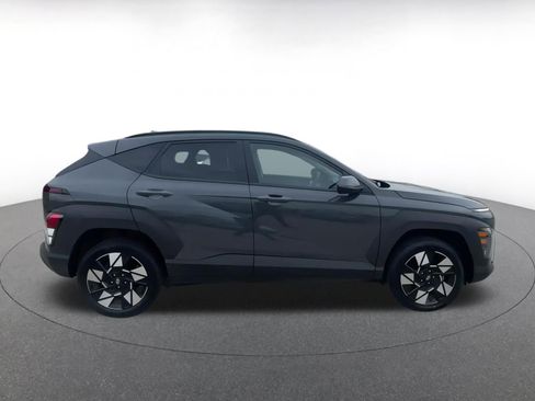 Used 2025 Hyundai Kona SEL image 16