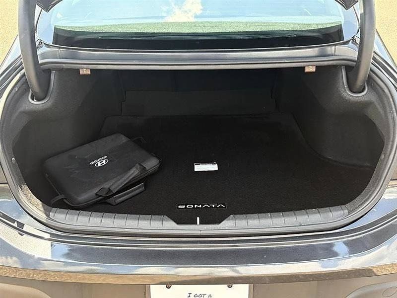 Used 2025 Hyundai Sonata SE FWD image 10