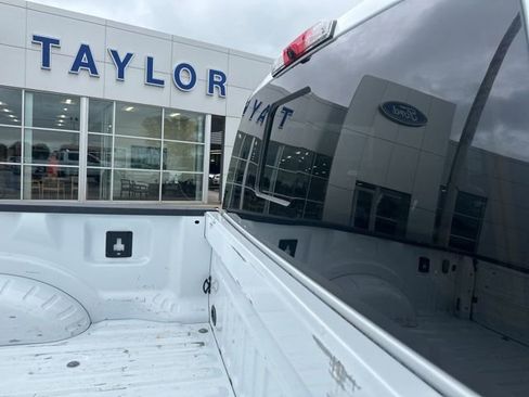Used 2023 Ford F250 Lariat w/ Chrome Package AWD/4WD image 12