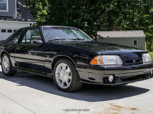 Used 1993 Ford Mustang Cobra RWD image 12