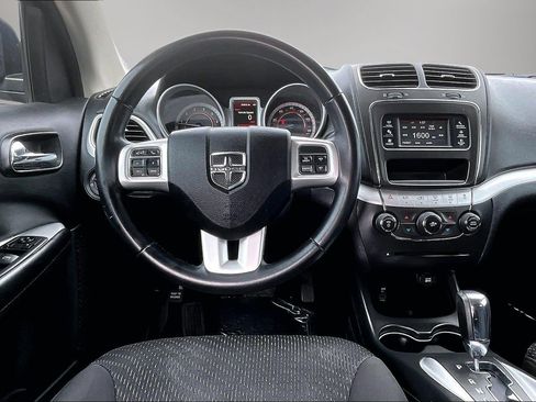 Used 2018 Dodge Journey SXT w/ Connectivity Group image 8