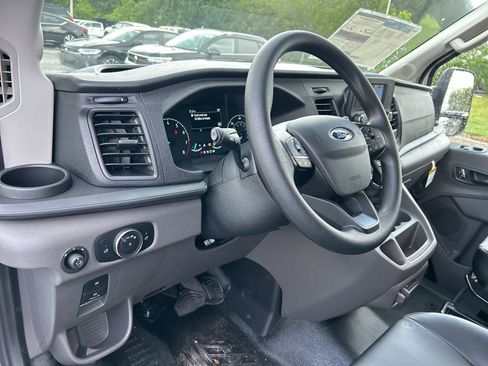 New 2025 Ford Transit 150 148 Medium Roof w/ Load Area Protection Package image 15