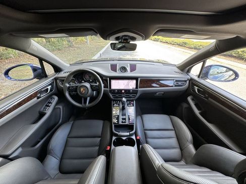 Used 2025 Porsche Macan S image 25