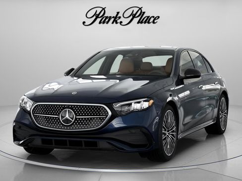 New 2026 Mercedes-Benz E 450 4MATIC Sedan image 36