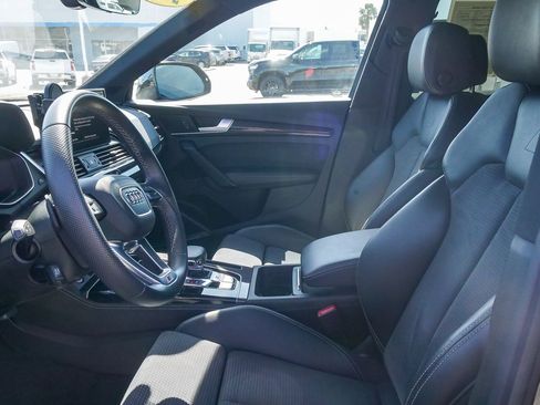 Used 2022 Audi SQ5 Premium Plus w/ Premium Plus Package image 18