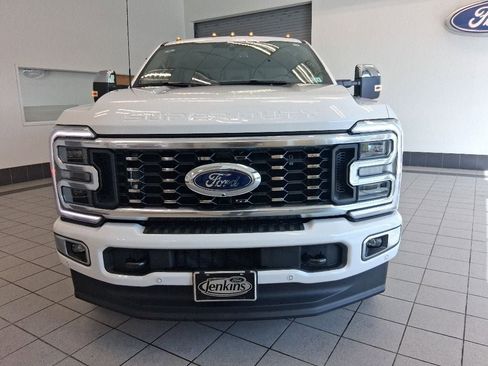 New 2026 Ford F350 Platinum w/ Platinum Plus Package AWD/4WD image 3