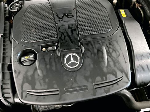 Used 2014 Mercedes-Benz E 350 4MATIC Sedan image 30