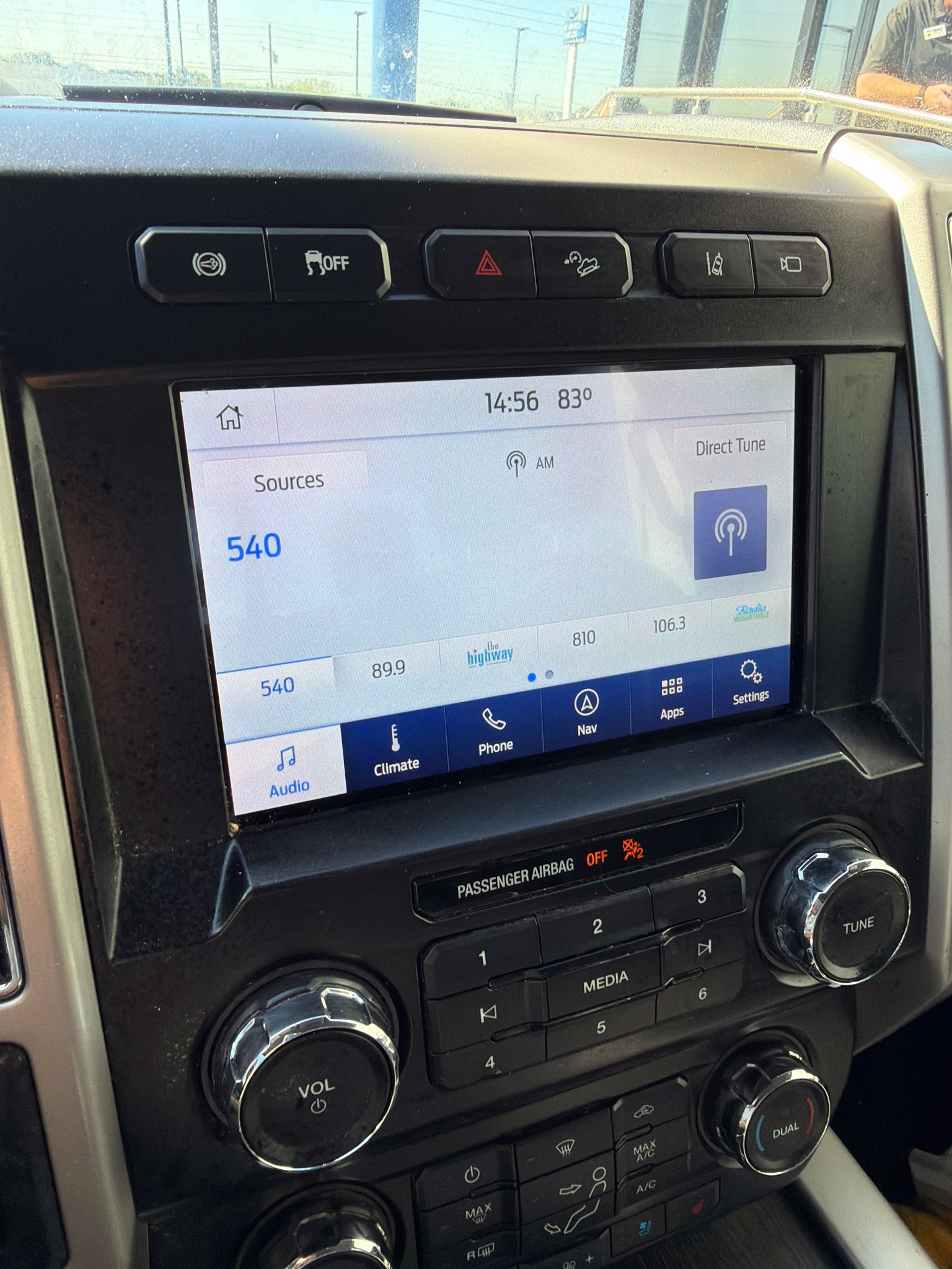 Used 2021 Ford F250 Lariat w/ Lariat Ultimate Package AWD/4WD image 8