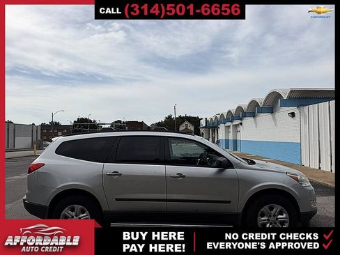Used 2012 Chevrolet Traverse LS w/ LPO, 'HIT The Road' Package FWD image 6