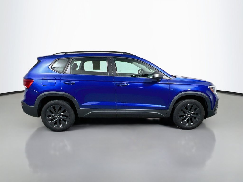 Used 2023 Volkswagen Taos S FWD image 2