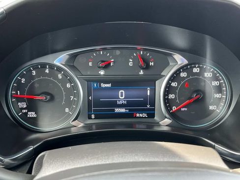 Used 2023 Chevrolet Equinox RS w/ LPO, Floor Liner Package FWD image 40