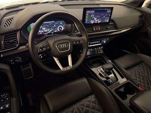 Used 2023 Audi SQ5 Premium Plus w/ Premium Plus Package AWD/4WD image 4
