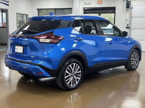 Used 2021 Nissan Kicks SV FWD image 5